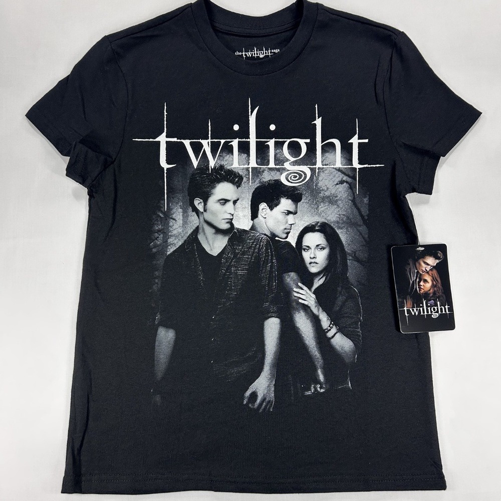 Twilight Movie Poster Graphic Tee Small S Edward Bella Jacob Gothic Y2K Top NWT